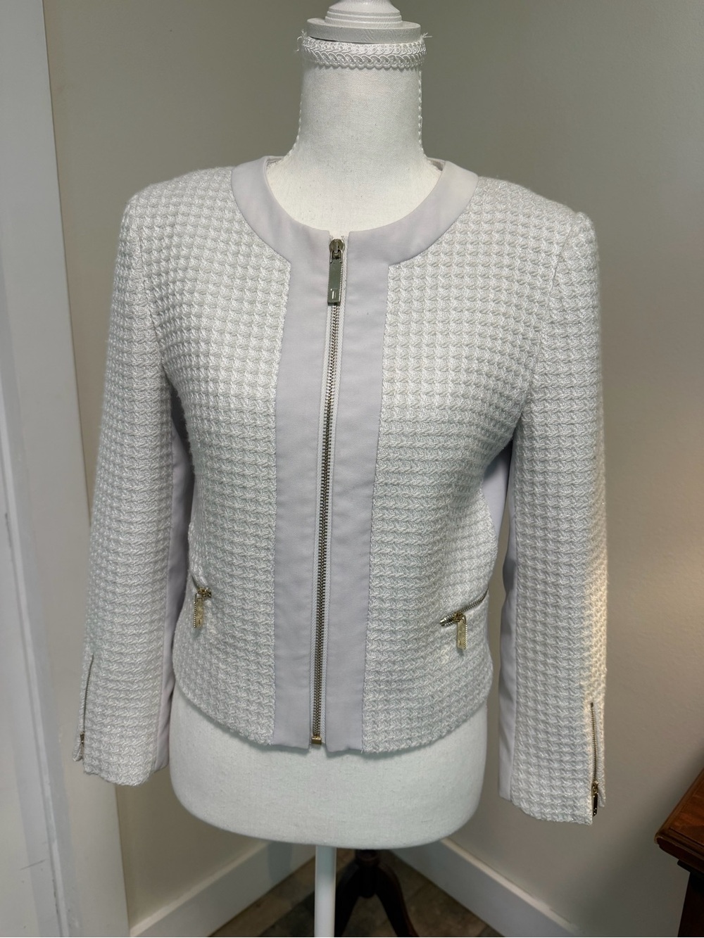 Ted Baker London Cream & Lavender Tweed Cropped Zip Blazer Size 1 Career Date